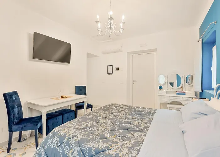 לינה וארוחת בוקר Il Sentiero 4*